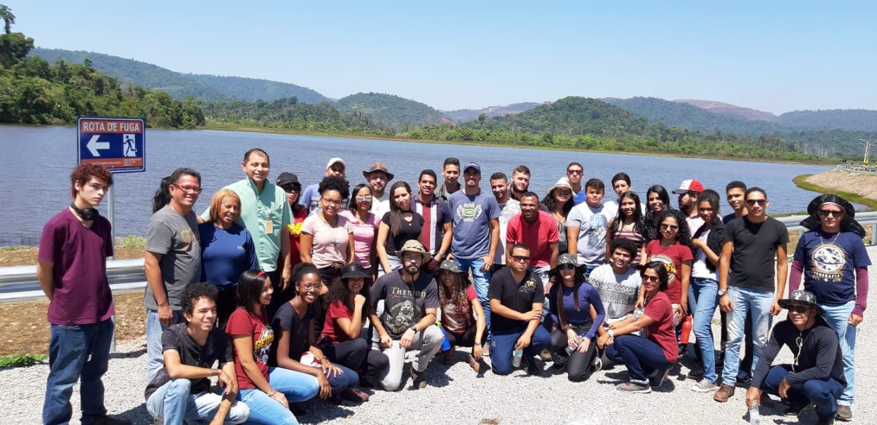 Alunos do Ensinar participam de viagem para estudos na Serra dos Carajás