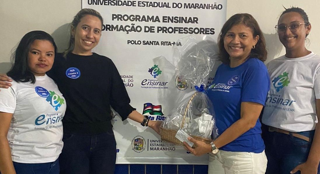 Coordenação do Programa Ensinar visita polos