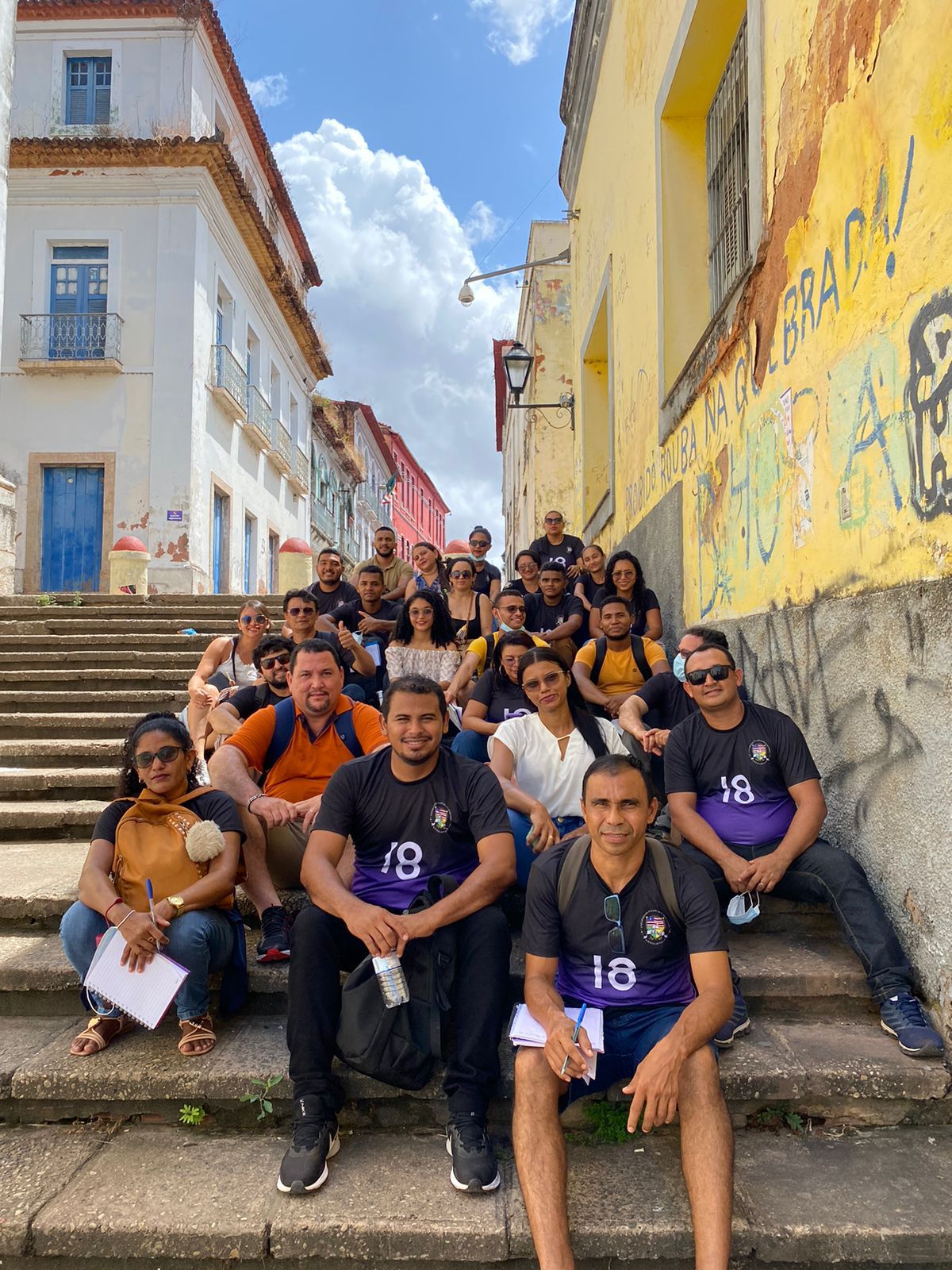 Alunos de Geografia do Polo Santa Luzia têm aula de campo no Centro Histórico de São Luís