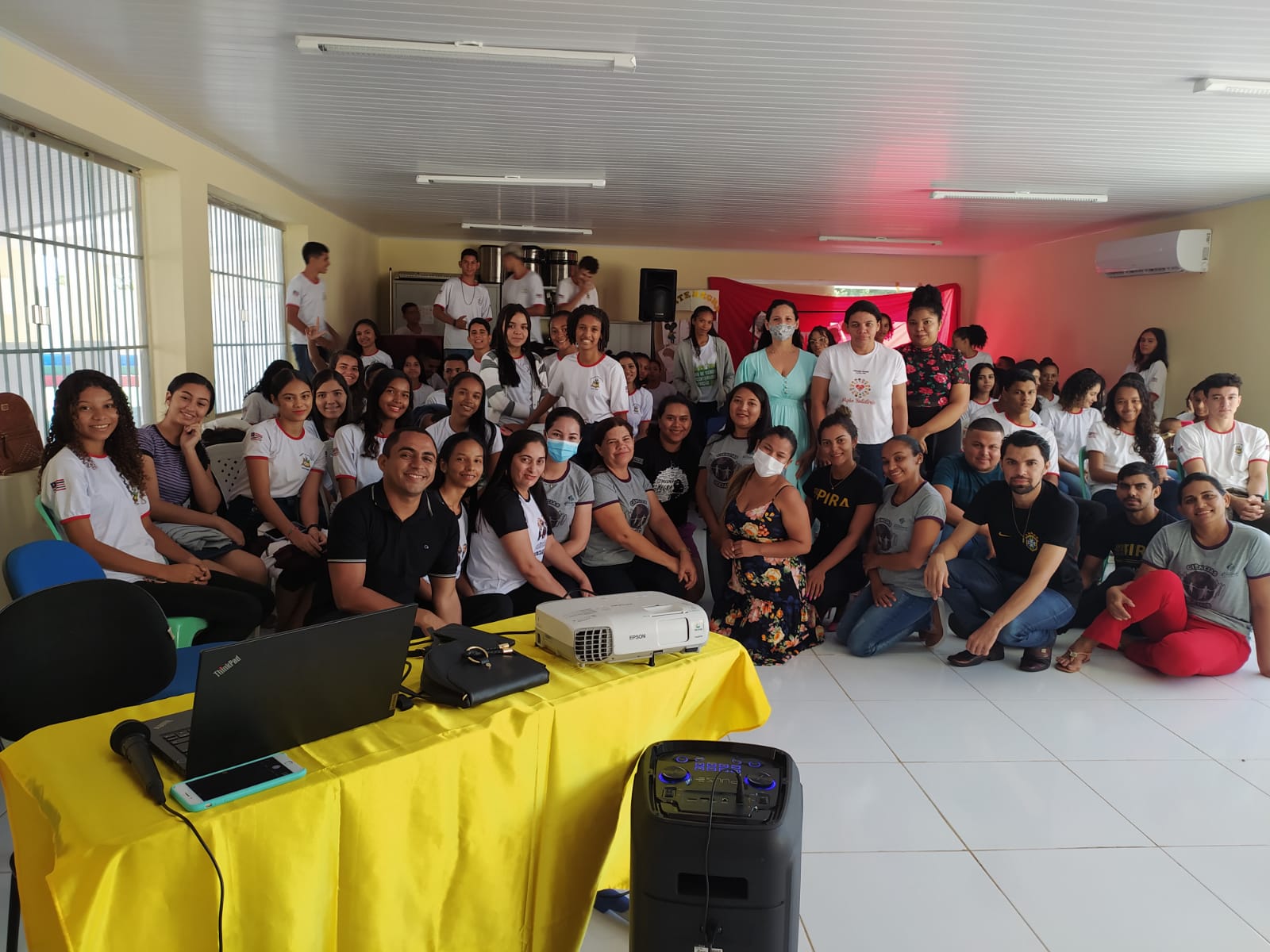 Alunos de Ciências Sociais do Polo Loreto discutem ansiedade no ambiente escolar