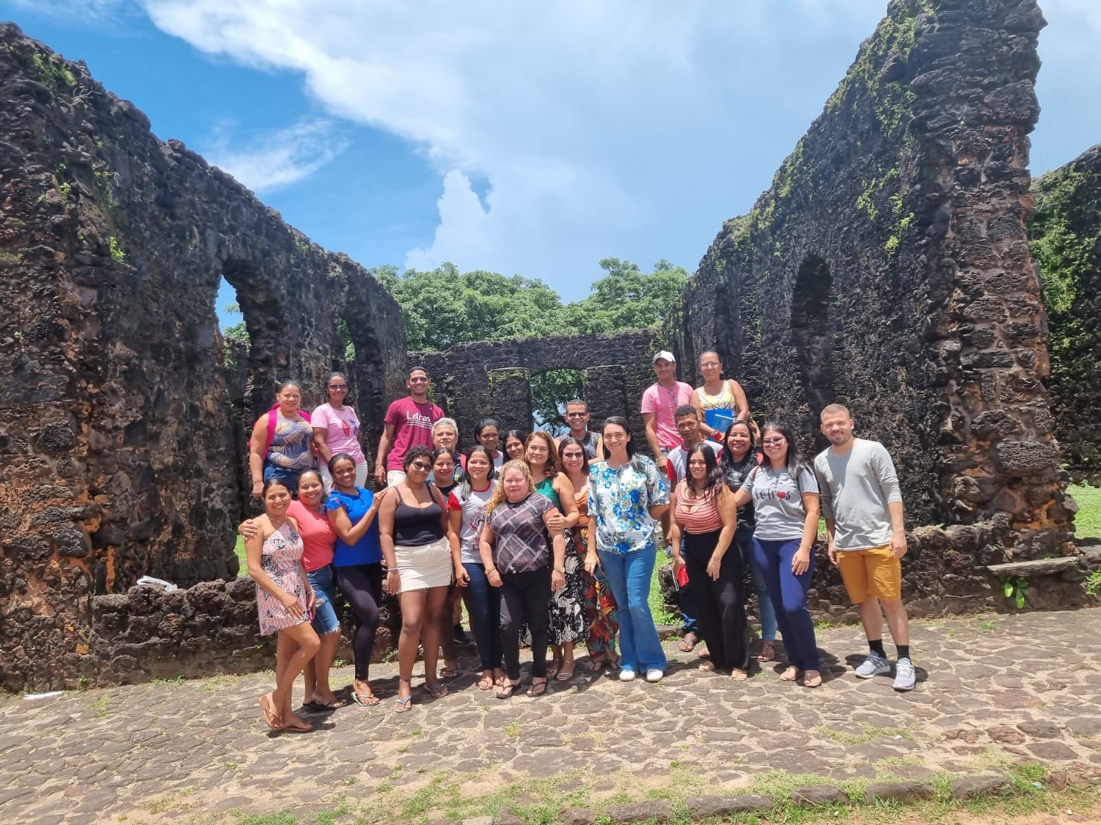 Alunos de Letras do Polo Alcântara mergulham na literatura, cultura e arte da comunidade quilombola de Itamatatiua