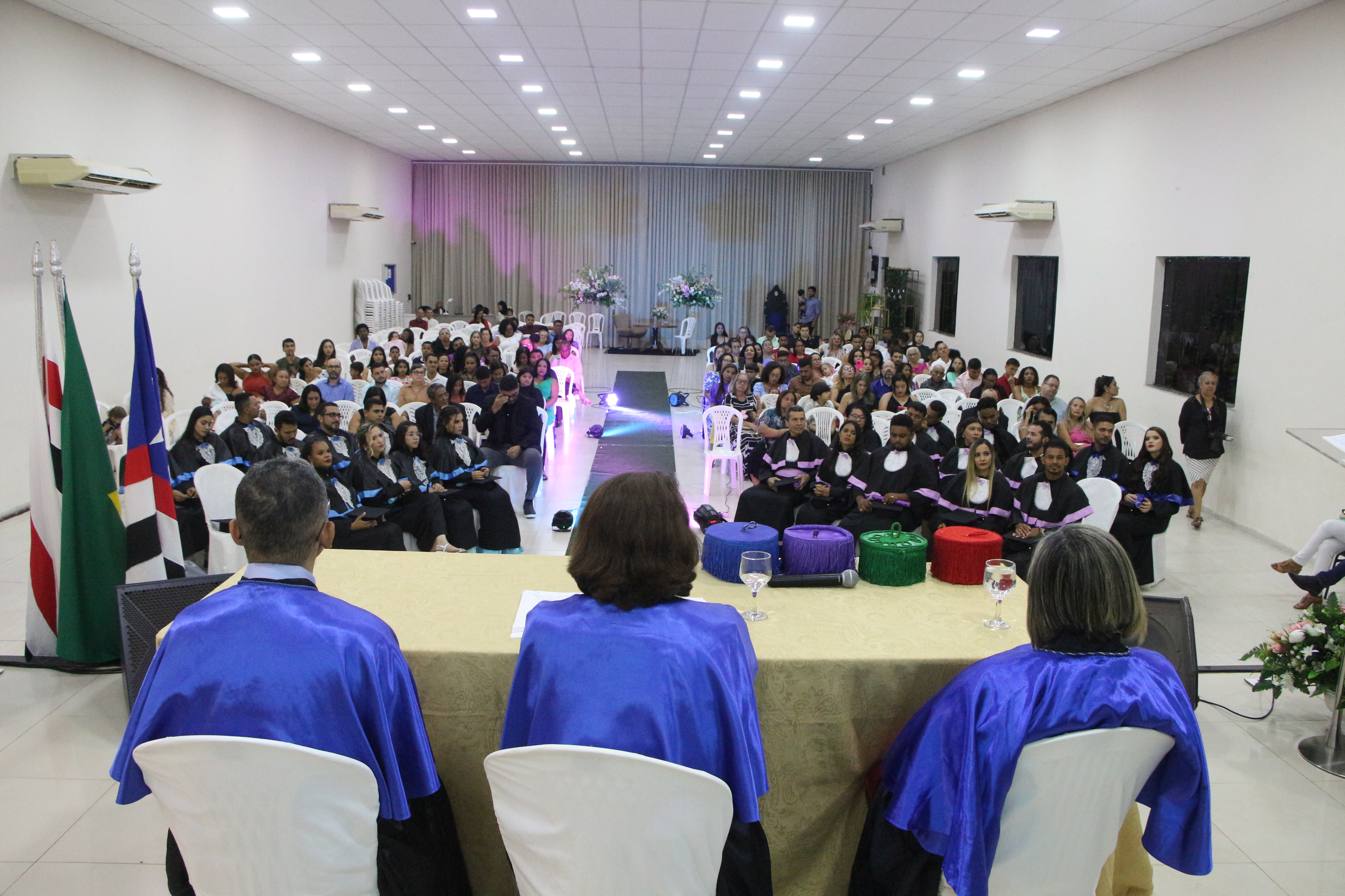 Programa Ensinar celebra colação de grau de novos professores em Pedreiras