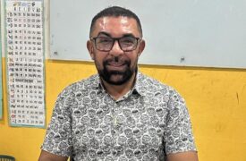 Professor do Programa Ensinar lança capítulo de livro sobre Linguística Aplicada