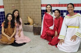 Alunos de Letras do Polo Santa Luzia encenam obras de Eça de Queiroz