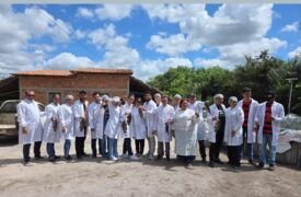 Alunos de Química do Polo Brejo têm aula de campo sobre Bioquímica na Piscicultura Pingo D’água