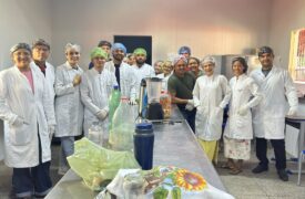 Aula prática de Bromatologia aproxima estudantes da Química dos processos de fermentação de alimentos no Polo Brejo